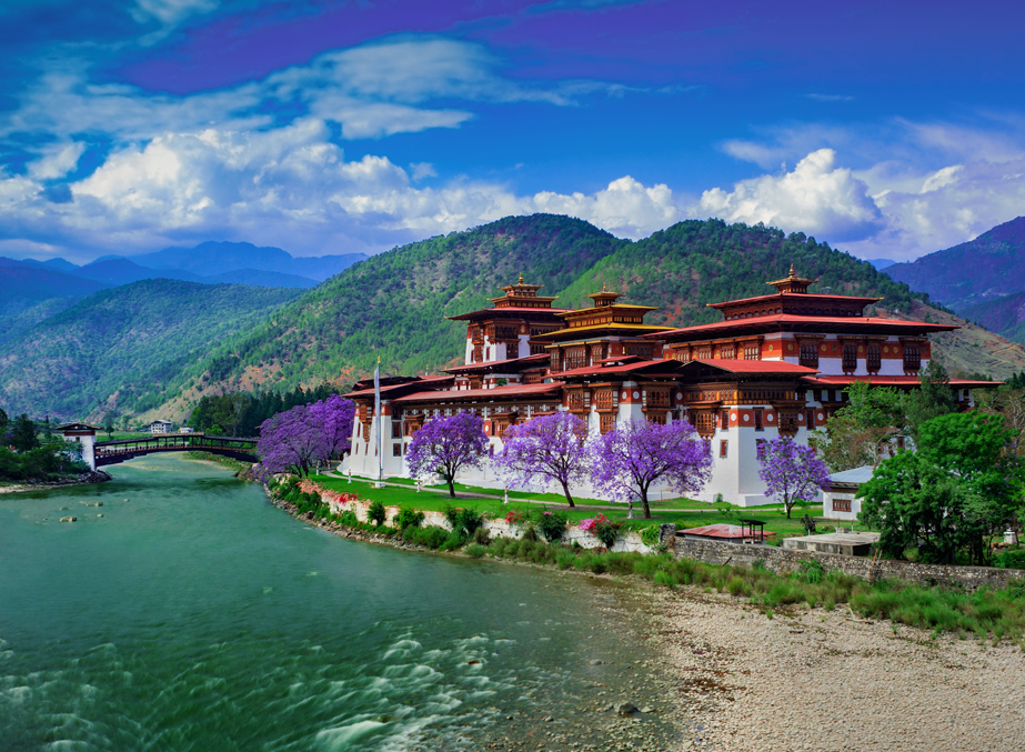places to visit bhutan in april