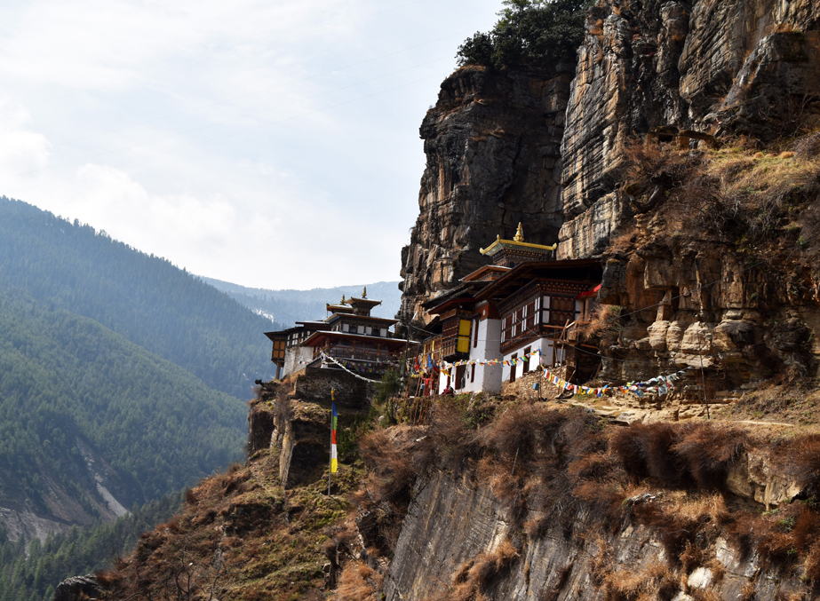 dzongdrakha goemba bhutan