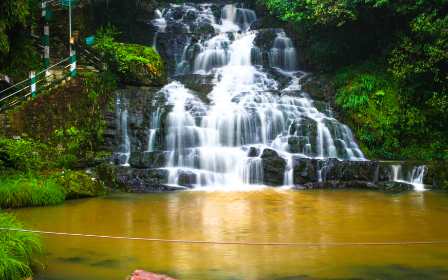 4 Nights 5 Days Meghalaya